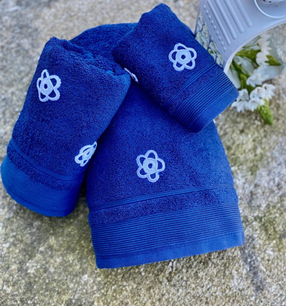 Towel set without lace